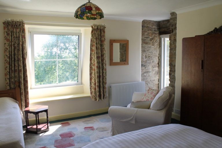 grand d8454d05f2 768x512