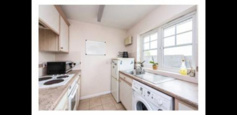 grand 7bb78359b9 768x374