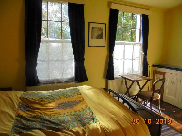 bedroomNov19 768x576