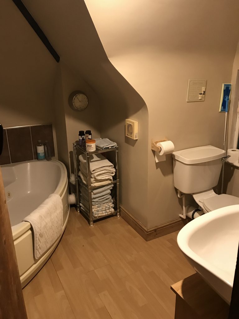 556266BC 2BD1 4228 B08B 2EE6C0629E45 768x1024