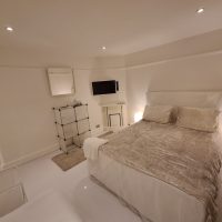 King Bed/double Room