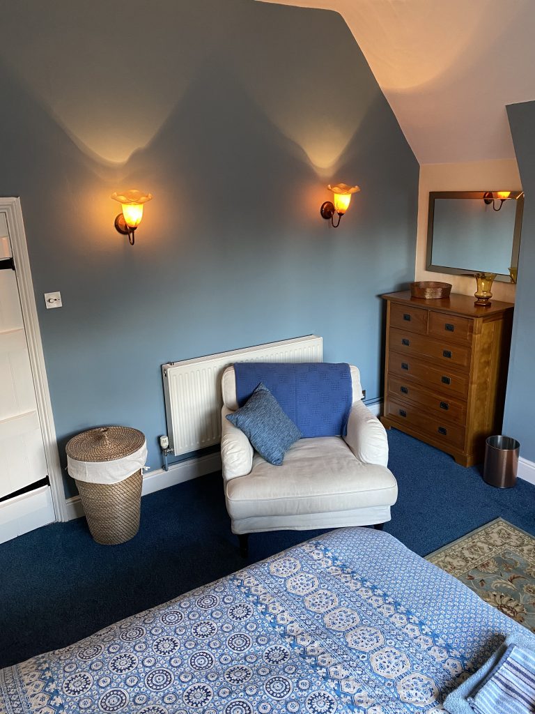 44450270 E6CB 4396 9035 1EC078043CF5 768x1024