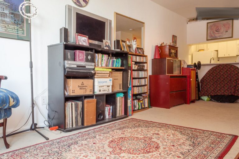 LIVING ROOM BIG CROP 1 768x512