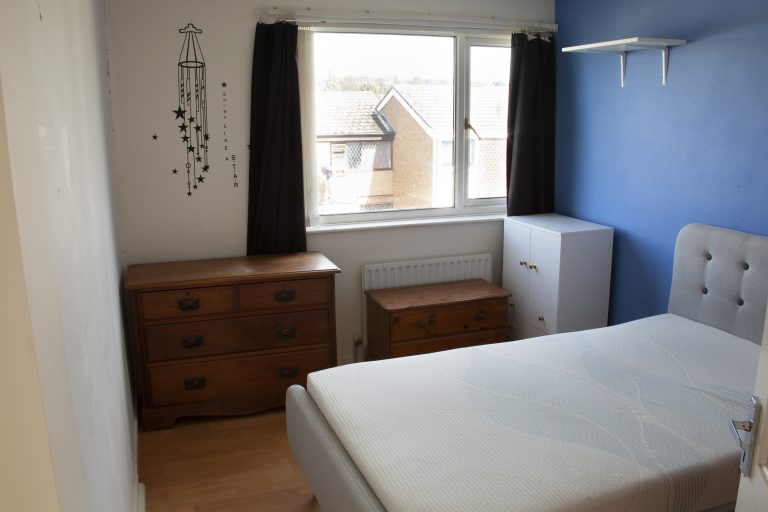 BedroomPhoto2 768x512