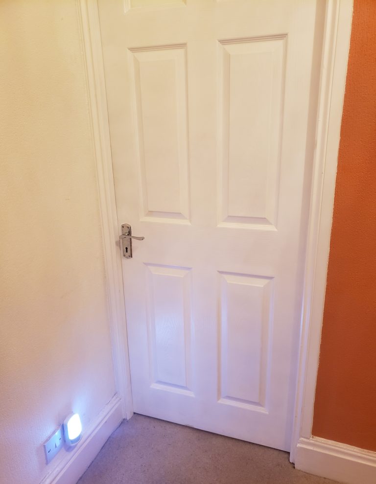 First floor private entrance First floor private entrance