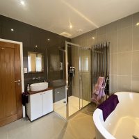 Double ensuite room for rent in Chorleywood