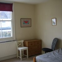 Double bedsit room for rent Tooting Mitcham London