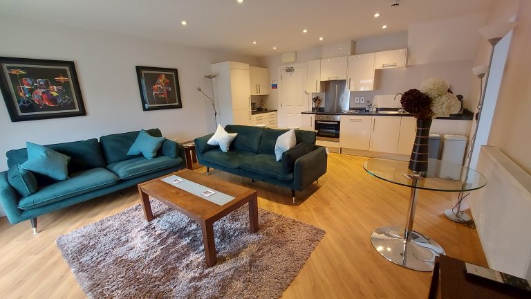 20230330 140939 768x432