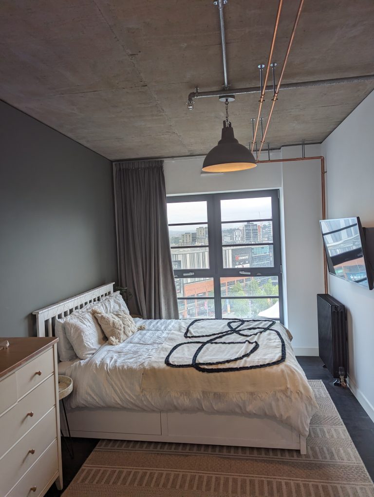 PXL 20230820 072509971 768x1020