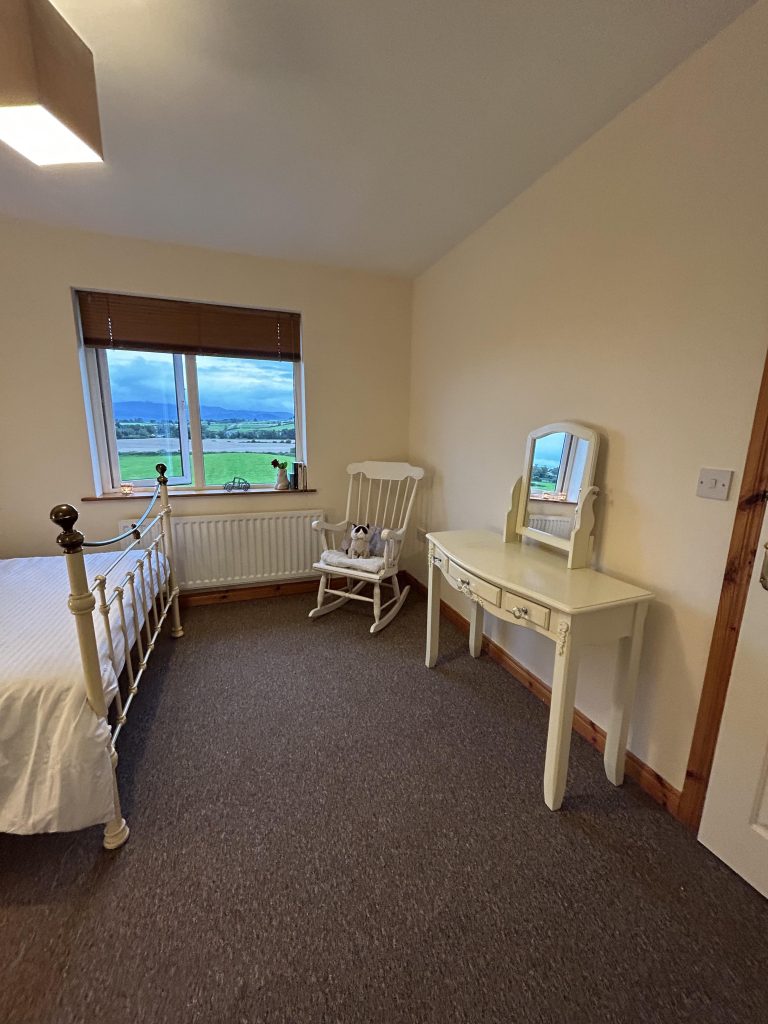 received 3398896093589955 768x1024