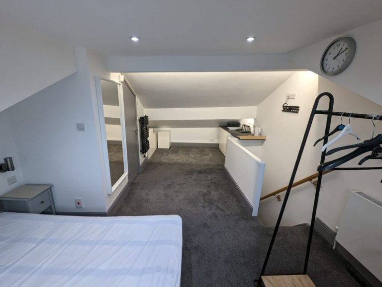 o 1gfgtkd8312q914fh3jg1lbn13tj0 768x578