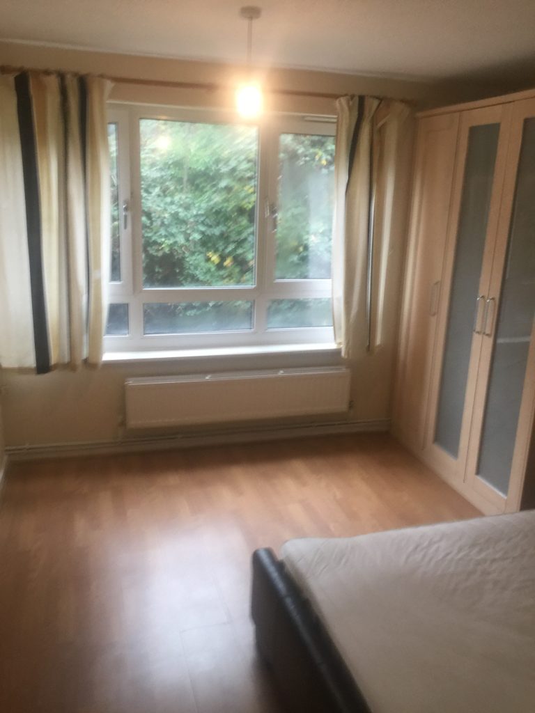 Large Double Room with storage space Large Double Room with storage space