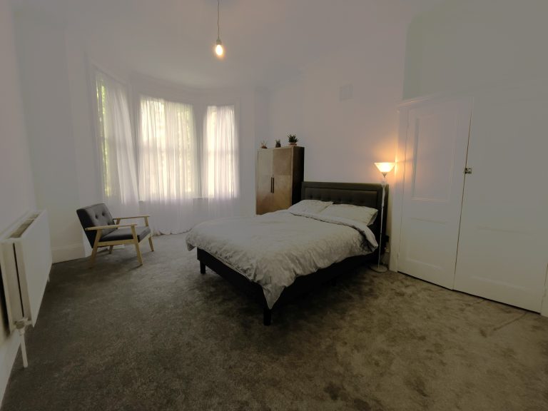 Front bedroom 1 768x576