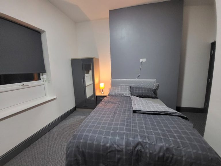 110RS Image 7 768x576