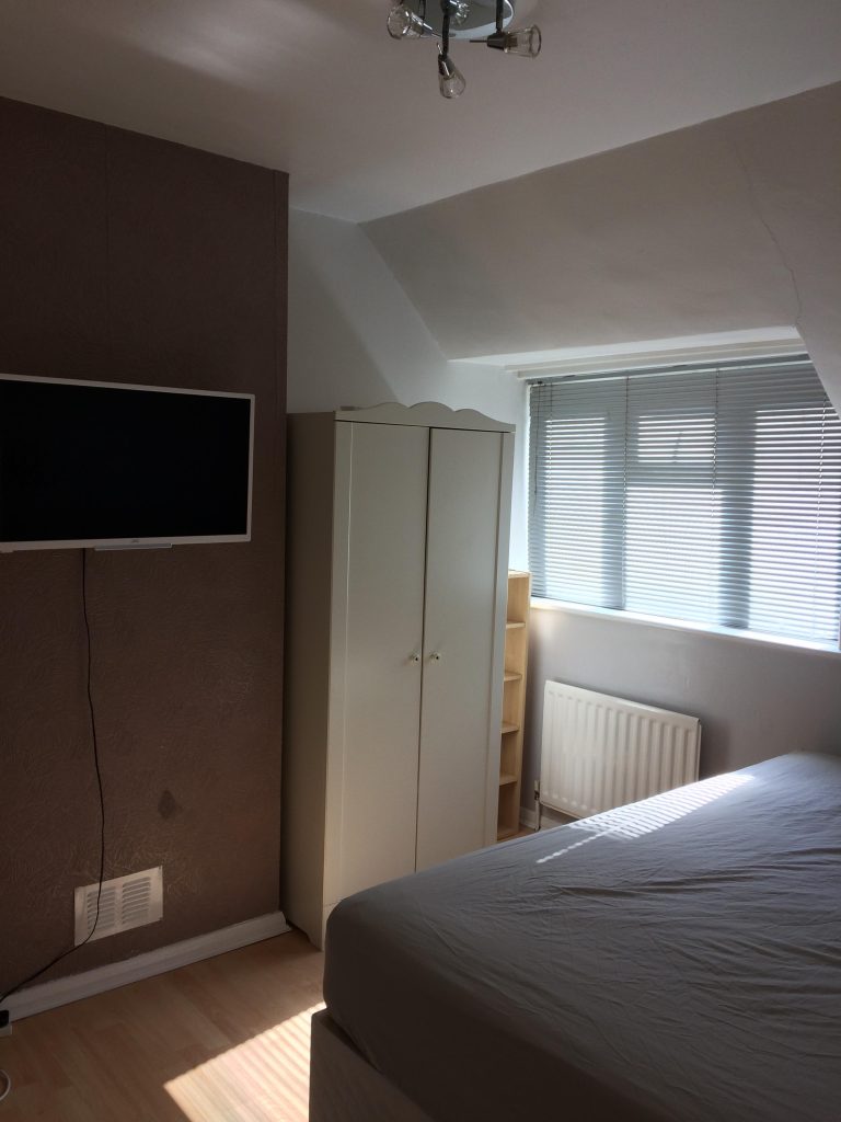 spare room 4 1 768x1024