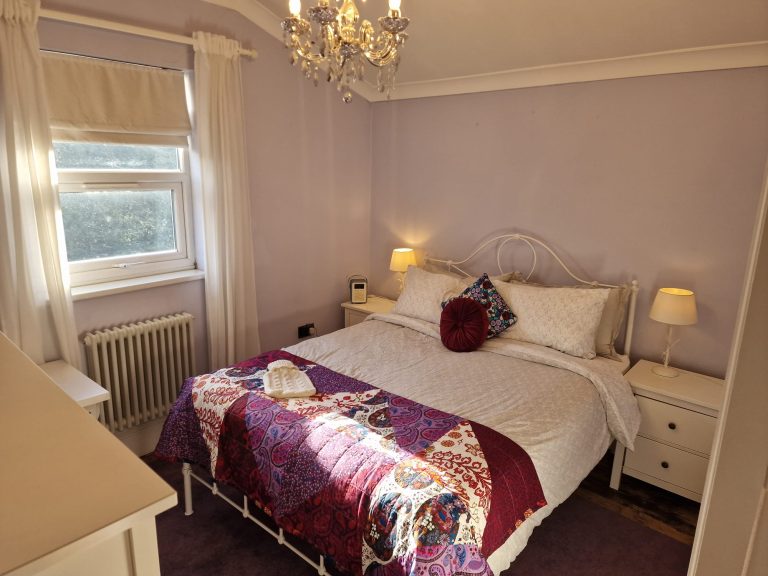 Bedroom 1 768x576