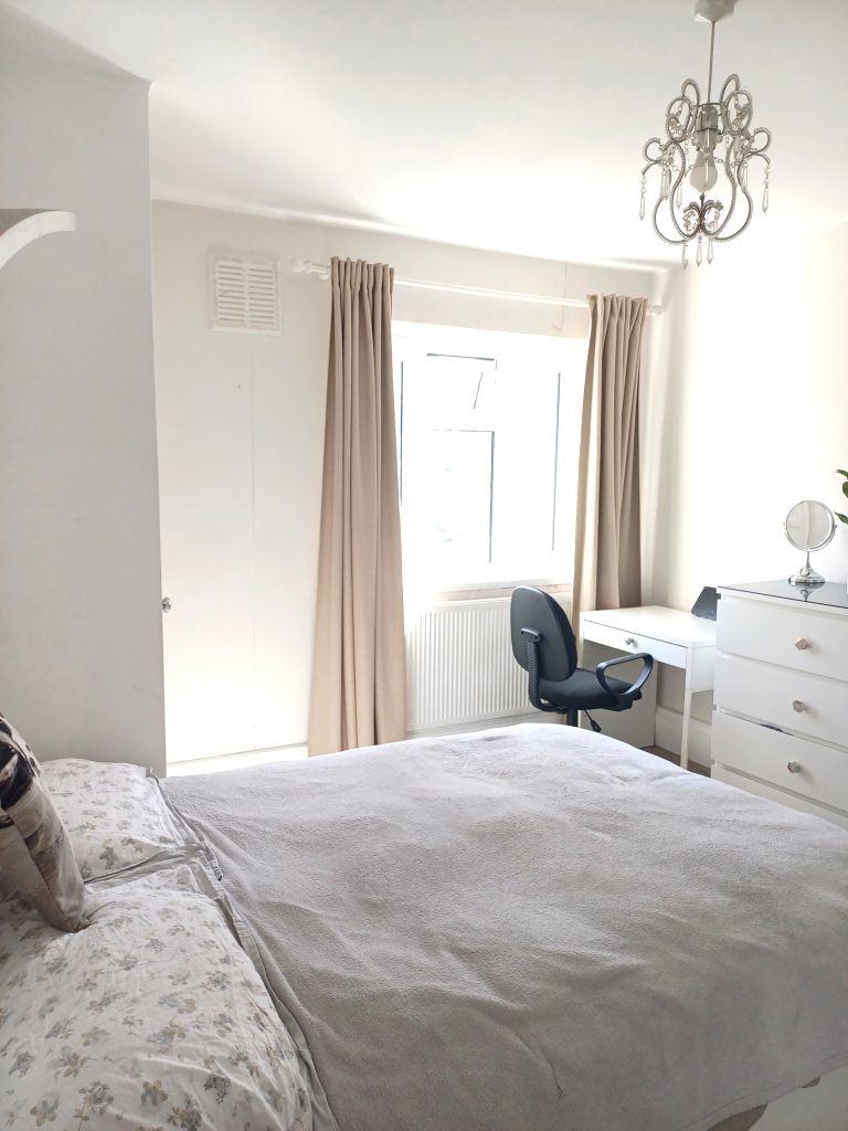 20250921 141610 768x1024