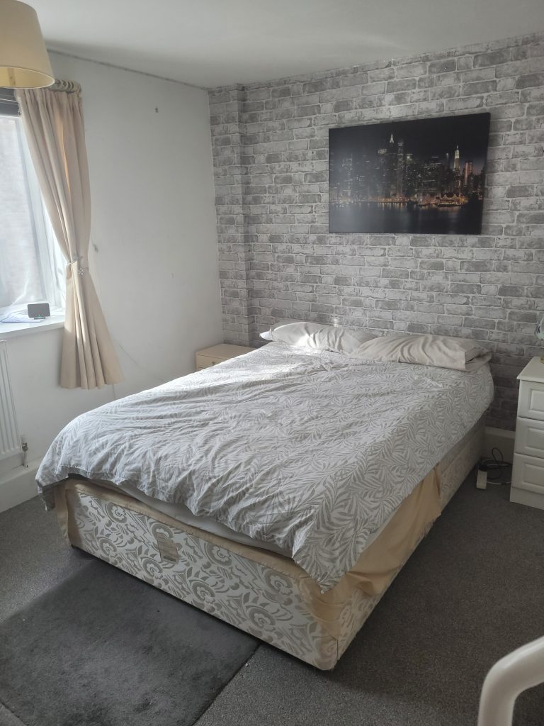 17601794331213214992255106000650 768x1024