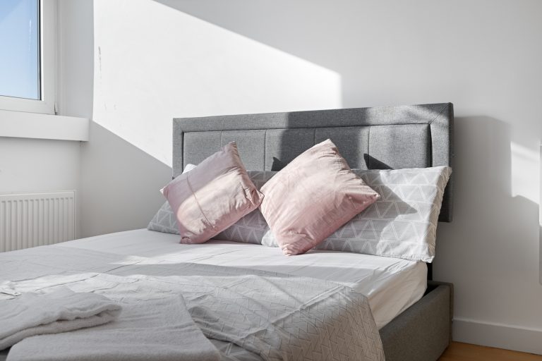 1E0A9804 copy 768x512