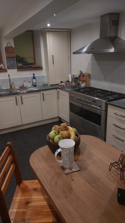 20251103 070849 405x720