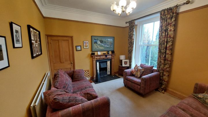 20251103 083856 720x405