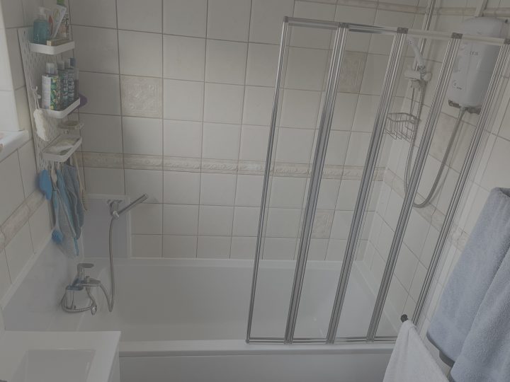 Bath shower 720x540