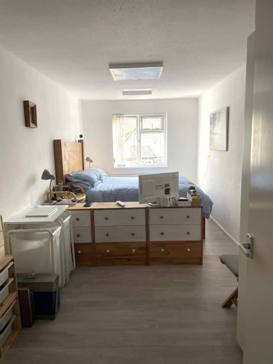 Bedroom 2 without full desk 1 540x720