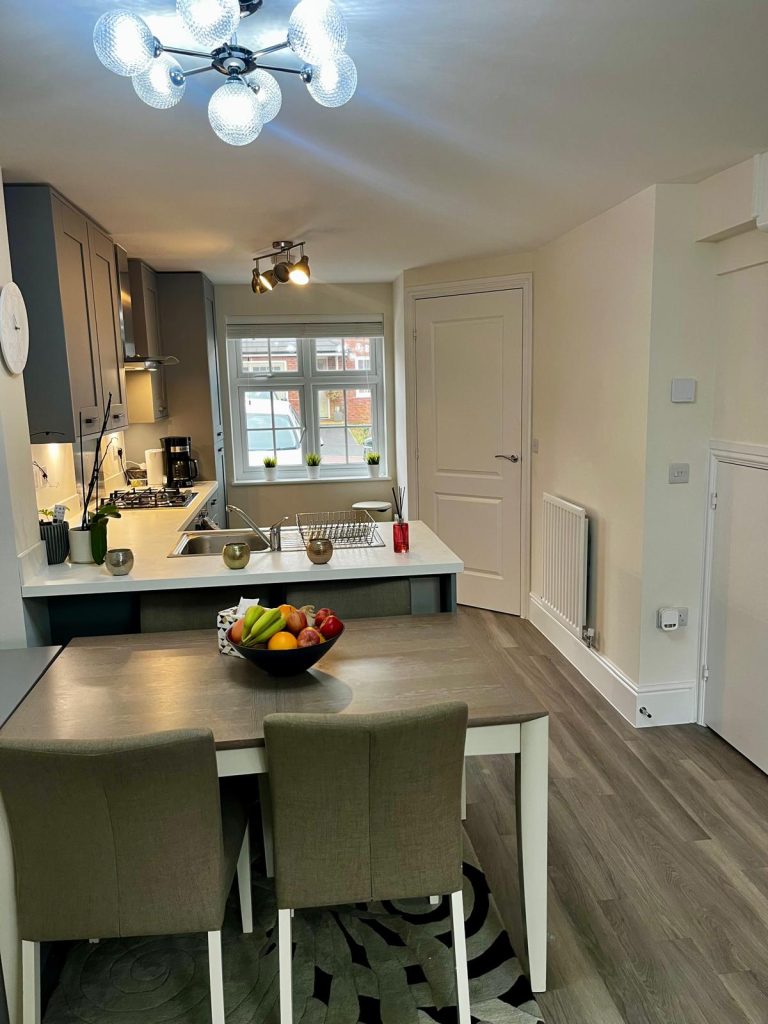 WhatsApp Image 2025 11 19 at 09.10.11 4 768x1024