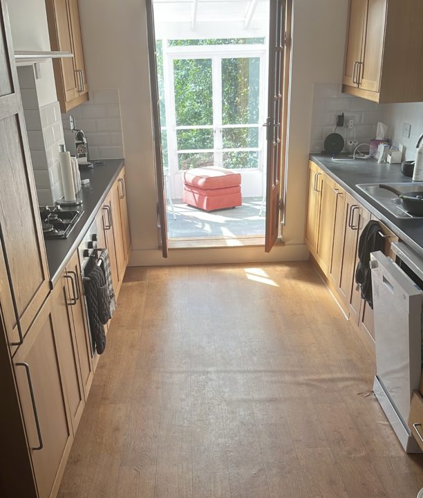 D378A8F4 2DA1 41A6 A67F 002C2AD9A5E4 1 612x720