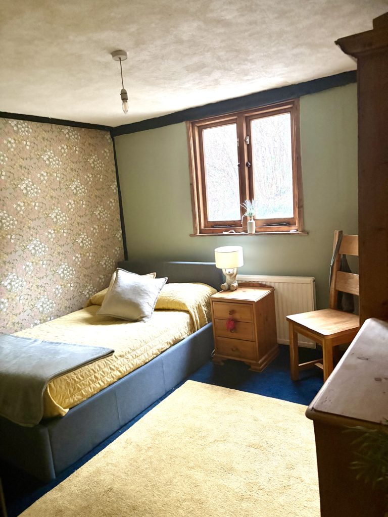 FullSizeRender 768x1024