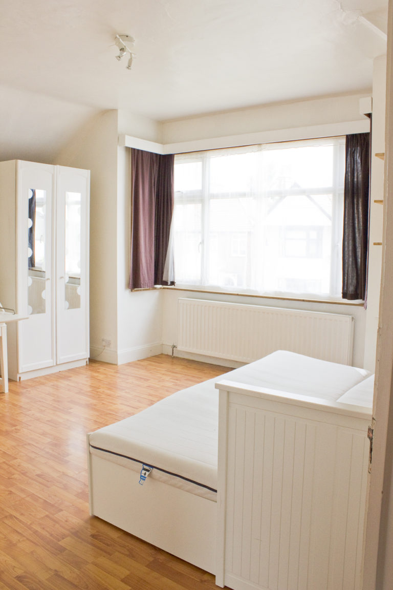 facebook 01 768x1152