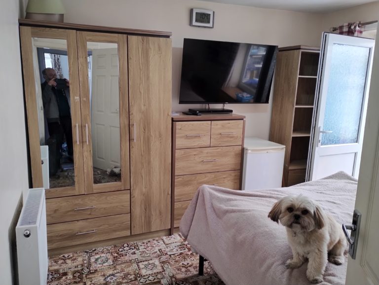 Room 2 ben 768x578