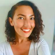 Adela85